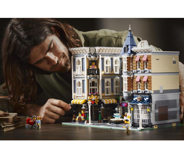 LEGO Creator 10255 Plac Zgromadzeń - 415974 - zdjęcie 6